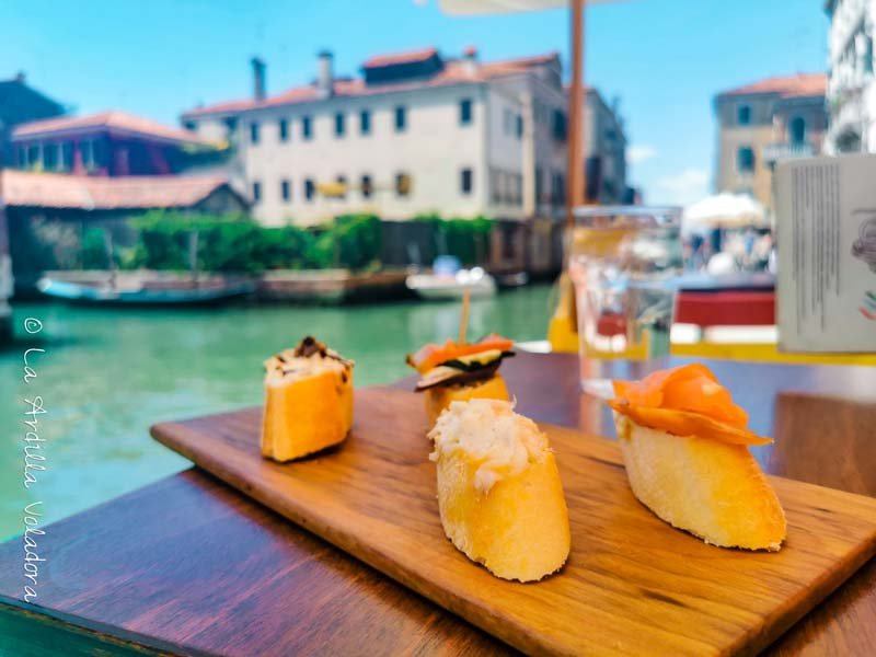 Cichetti, comer barato en Venecia