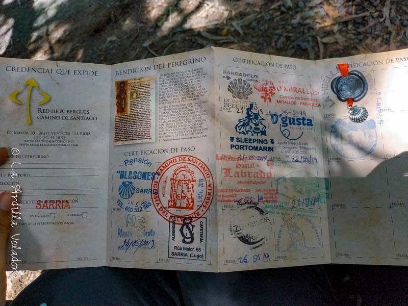 Credencial de Peregrino, Organizar el Camino de Santiago